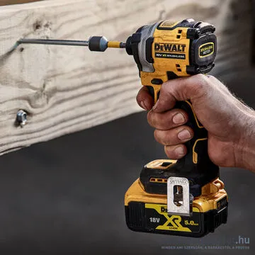 DEWALT DCF850NT-XJ XR Akkus szénkefementes ütvecsavarozó 1/4