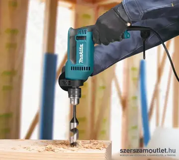 MAKITA DP4020 Kétsebességes fúrógép (630W)