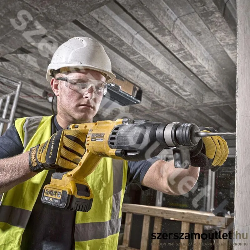DEWALT DCH133NT Akkus szénkefementes fúró-vésőkalapács TSTAK kofferben (18V) (Akku és töltő nélkül!)